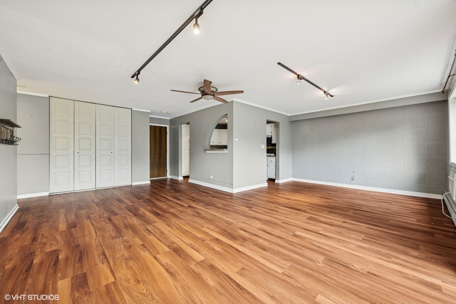 4721 Saint Joseph Creek Road #1B, Lisle, IL 60532