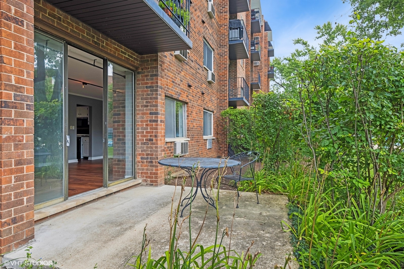 4721 Saint Joseph Creek Road #1B, Lisle, IL 60532