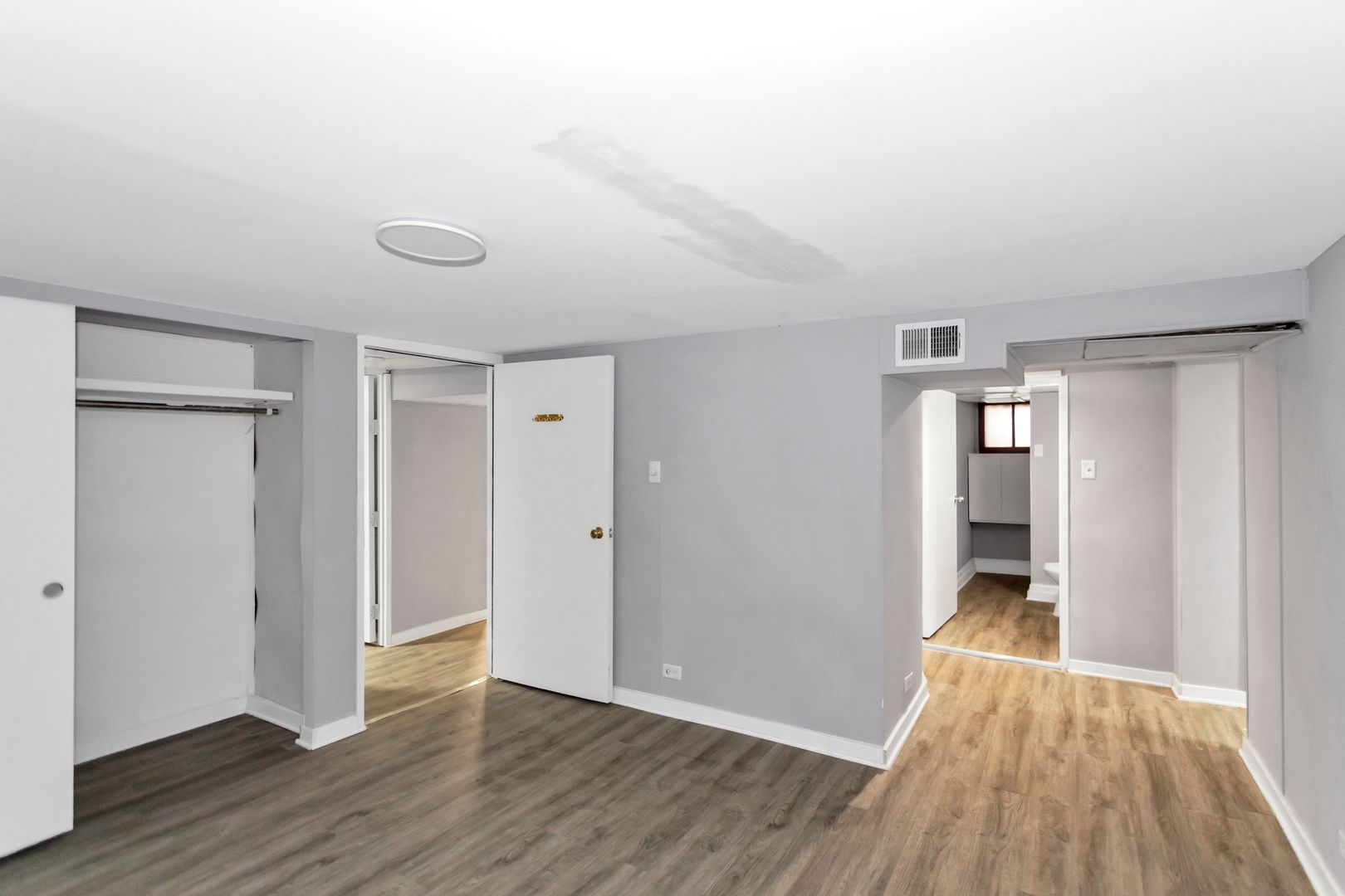 209 E Washington Street, West Chicago, IL 60185