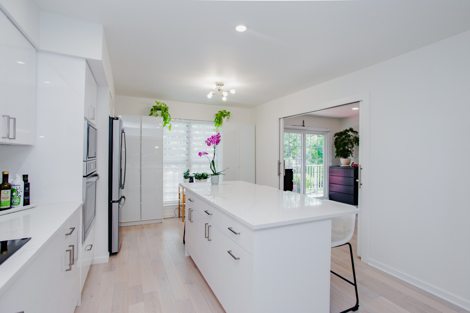 571 GROSSE POINTE Circle #11-7, Vernon Hills, IL 60061