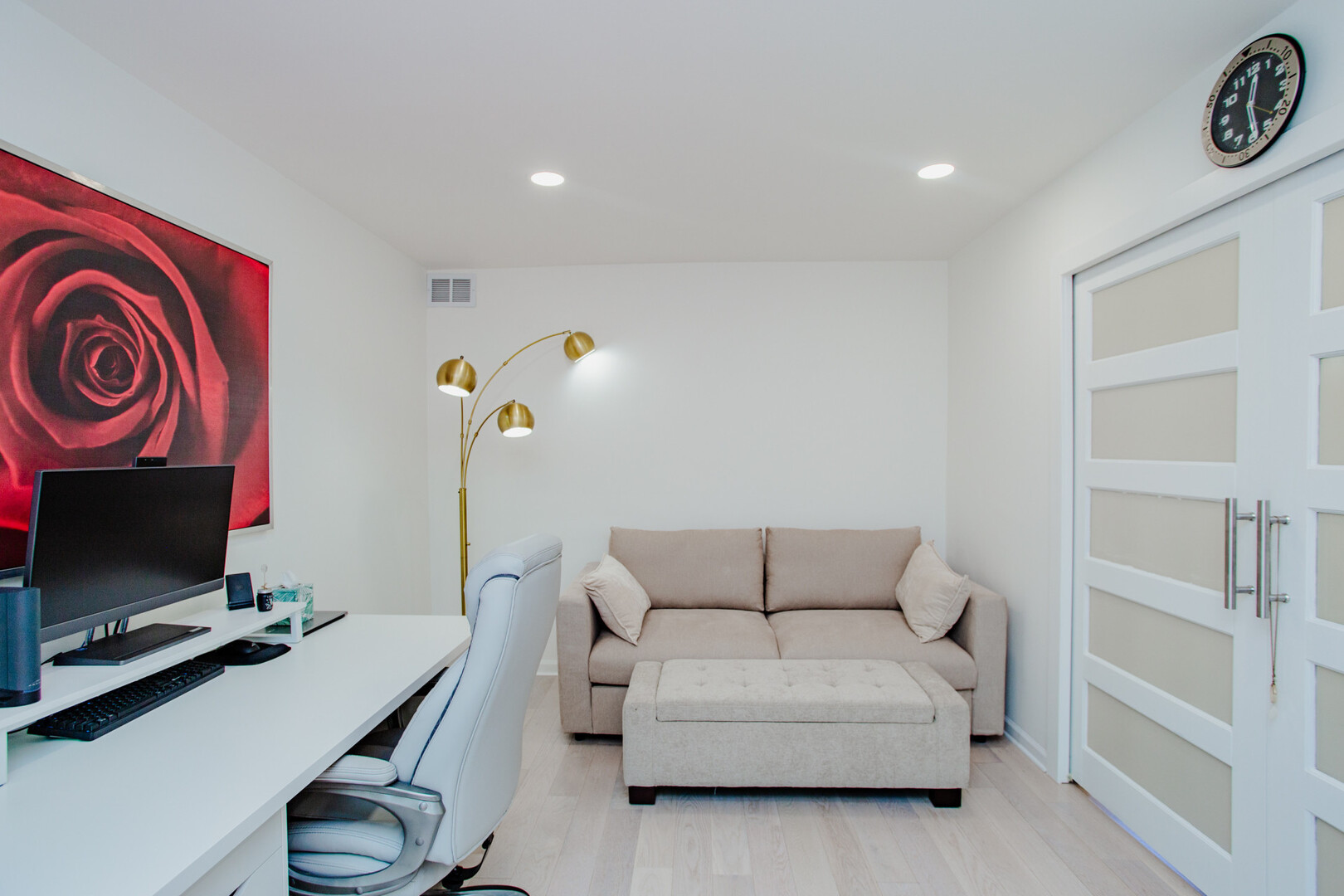 571 GROSSE POINTE Circle #11-7, Vernon Hills, IL 60061