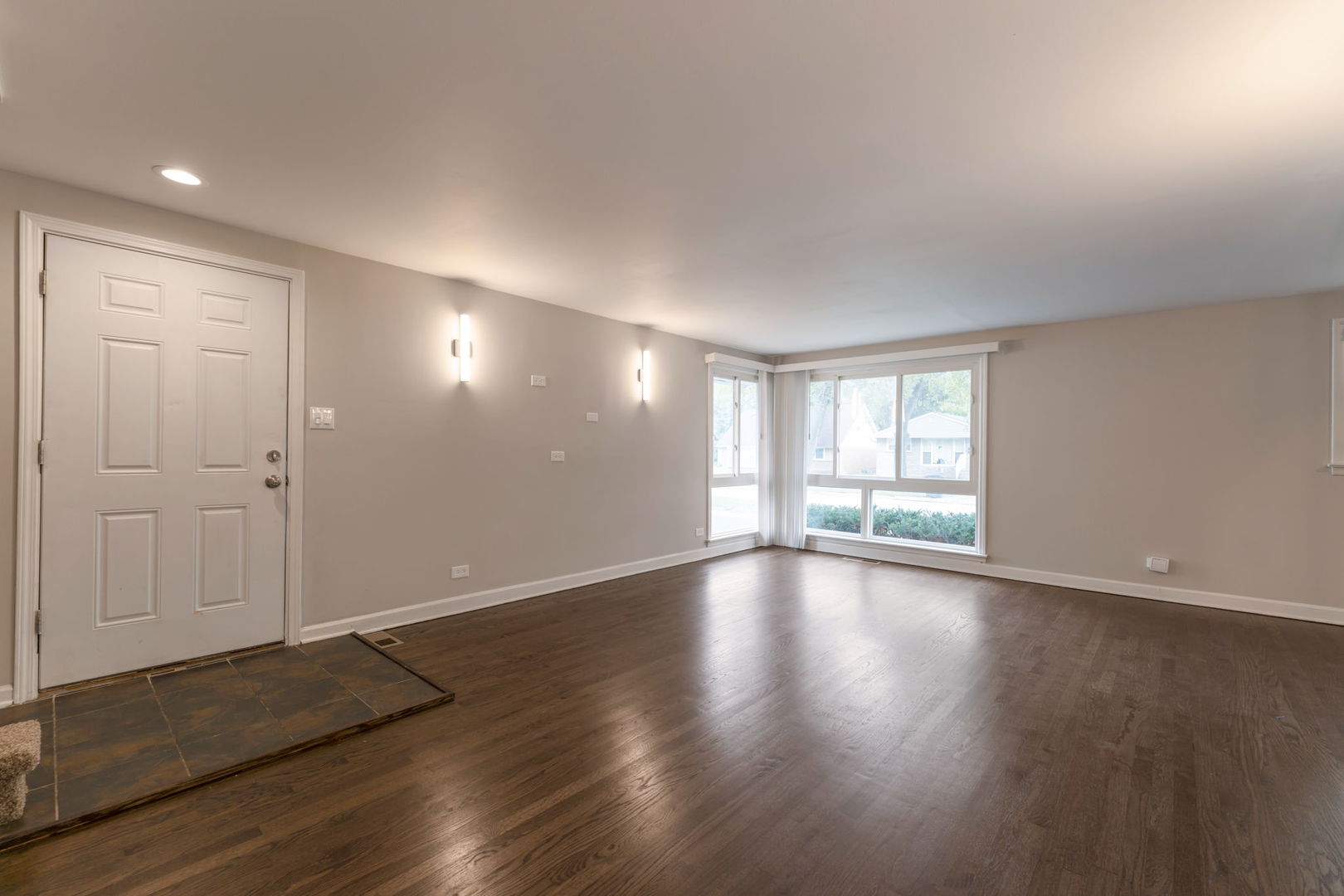 16928 Old Elm Drive, Country Club Hills, IL 60478