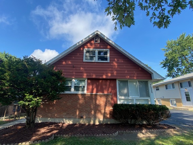 16928 Old Elm Drive, Country Club Hills, IL 60478