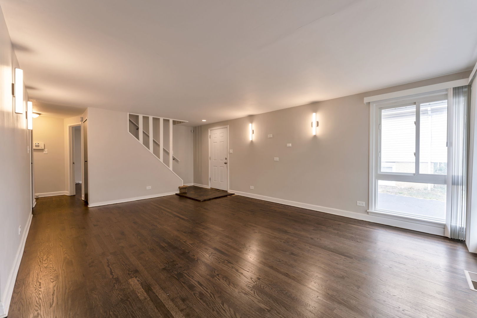 16928 Old Elm Drive, Country Club Hills, IL 60478