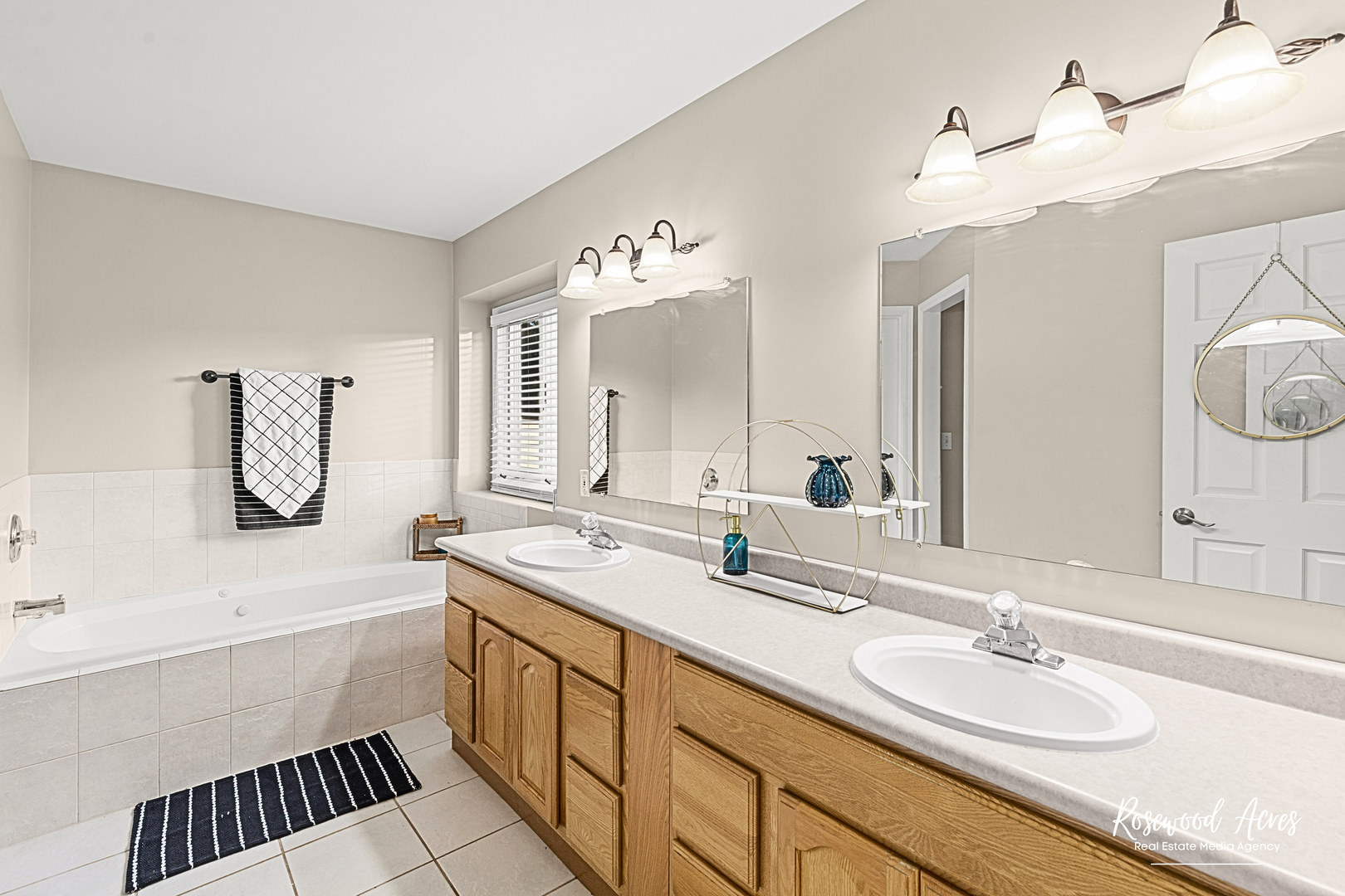 359 Rock Creek Drive, Manteno, IL 60950