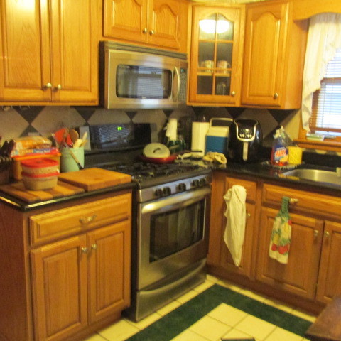 7904 Melvina Avenue, Burbank, IL 60459