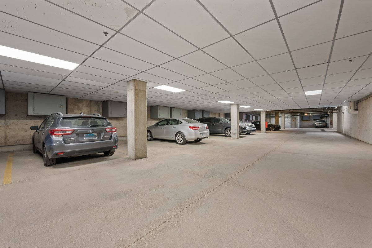 1500 W Monroe Street #409, Chicago, IL 60607