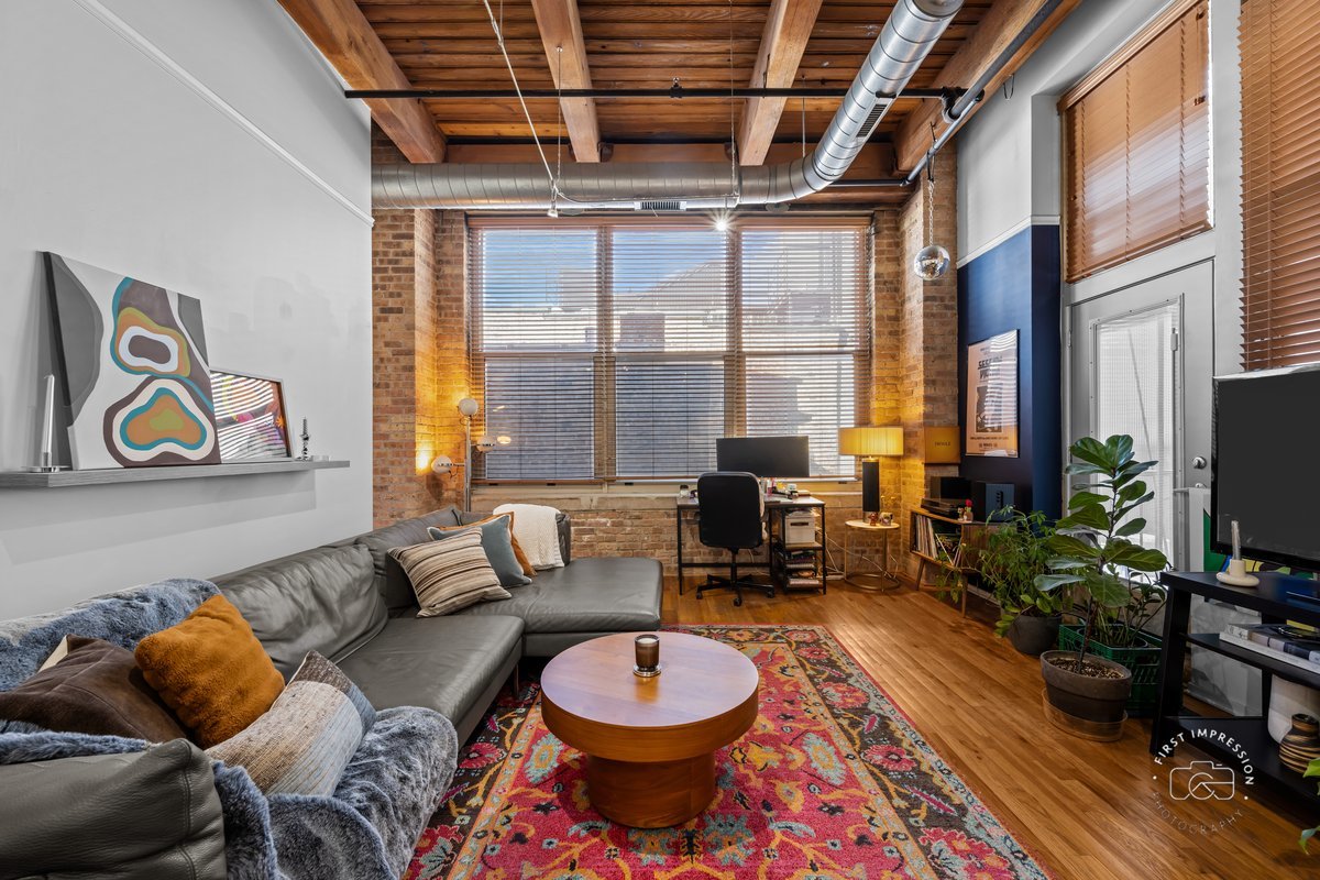 1500 W Monroe Street #409, Chicago, IL 60607