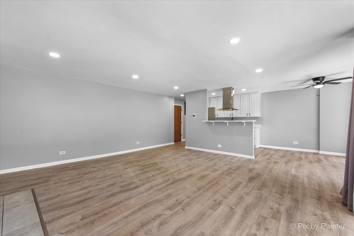 5820 Oakwood Drive #1a, Lisle, IL 60532