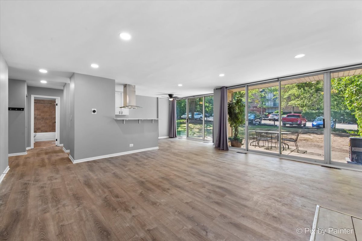 5820 Oakwood Drive #1a, Lisle, IL 60532