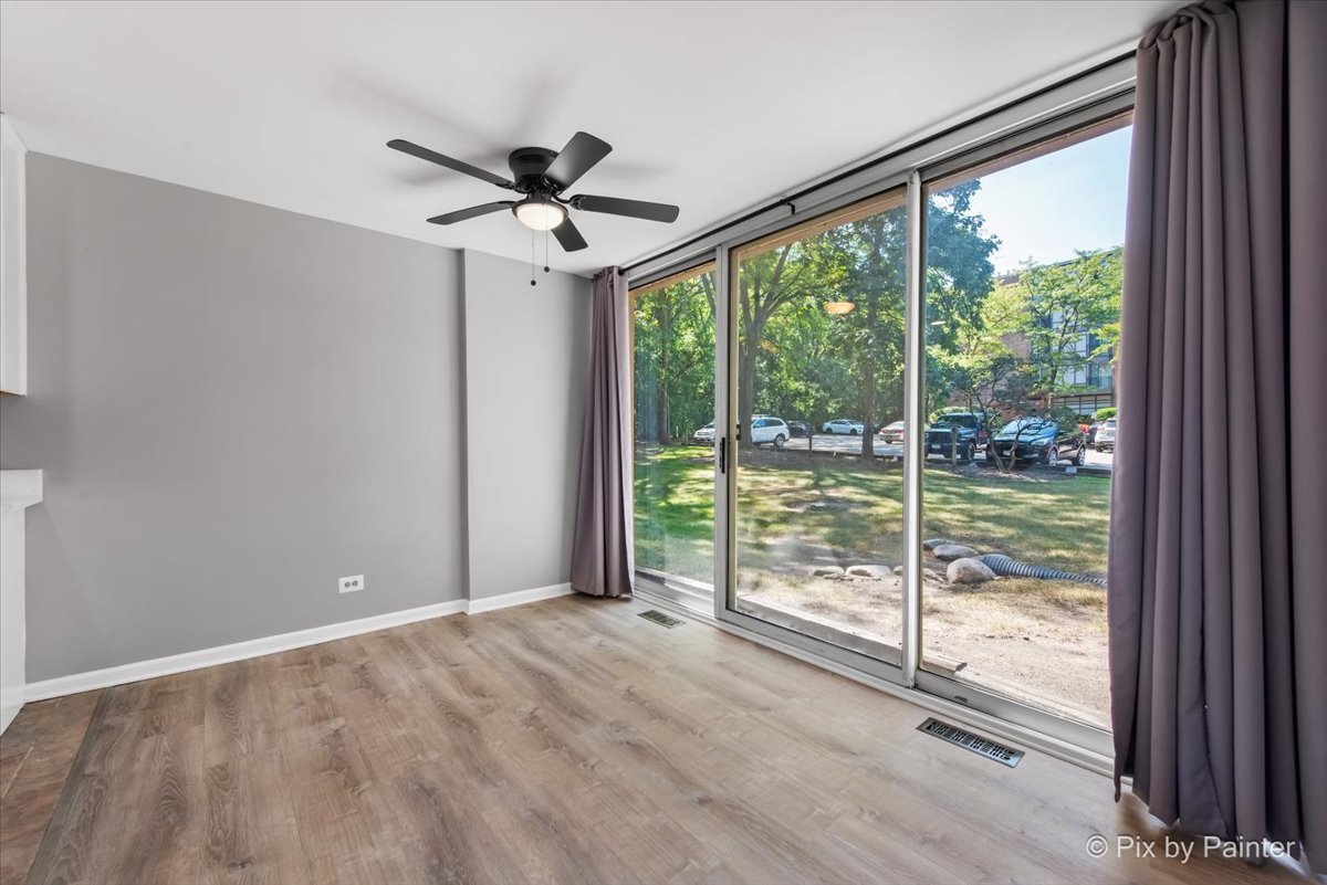 5820 Oakwood Drive #1a, Lisle, IL 60532