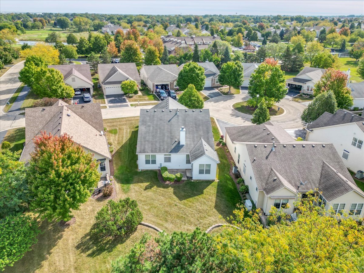 16012 Carillon Lakes Court, Crest Hill, IL 60403