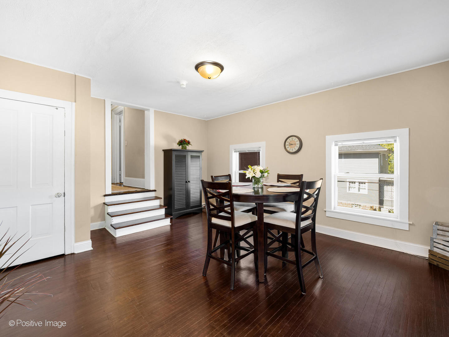 211 Cedar Street, Aurora, IL 60506