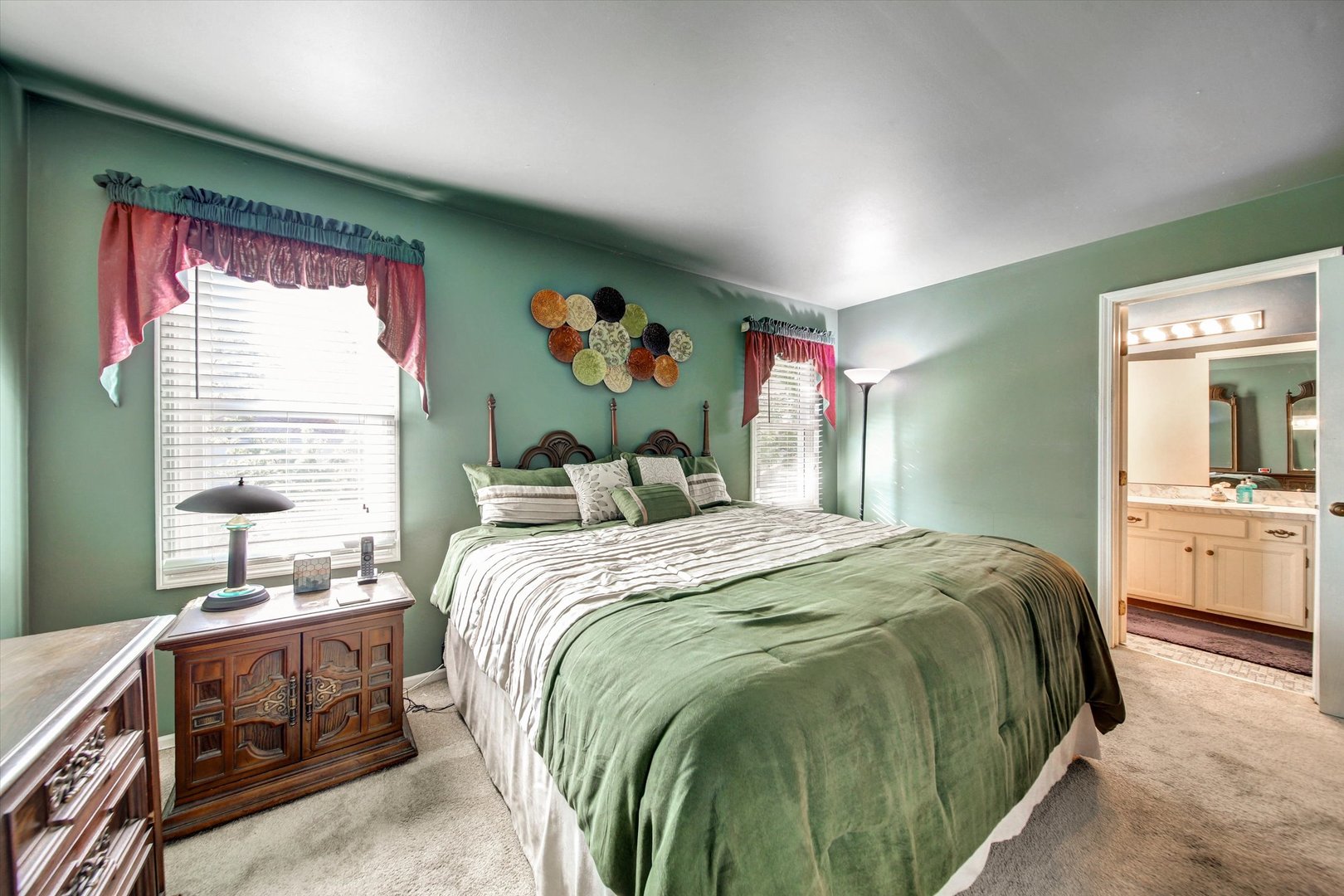 445 Fordham Place, Roselle, IL 60172