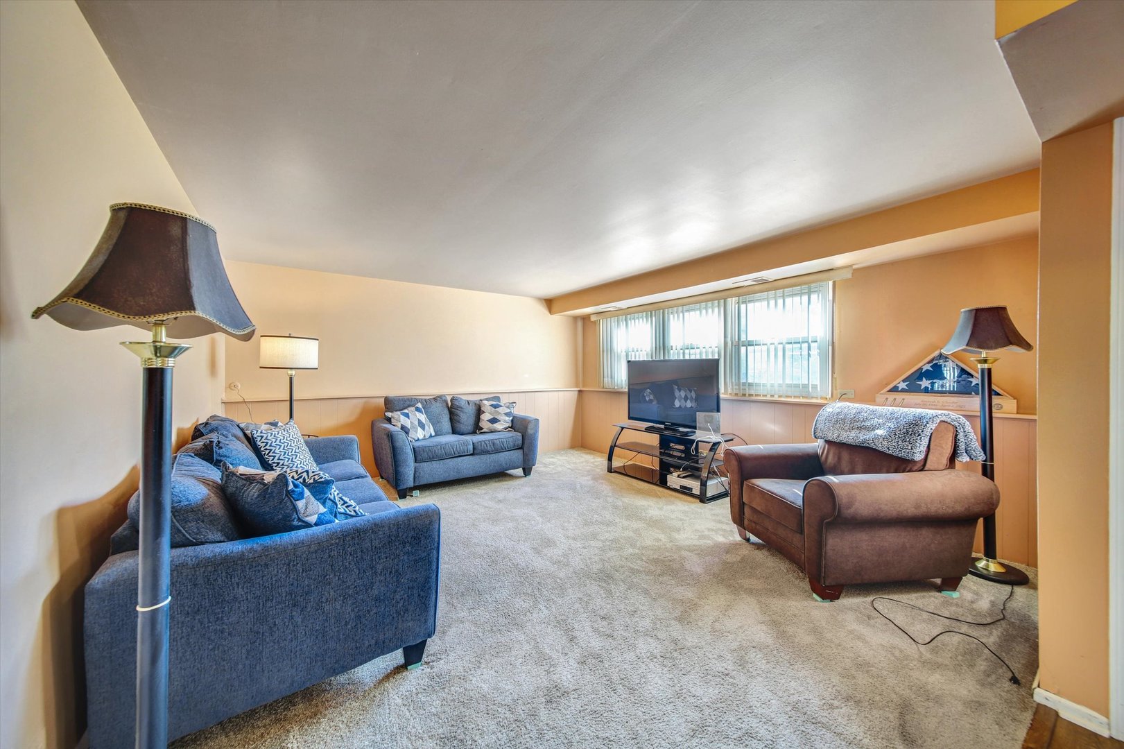 445 Fordham Place, Roselle, IL 60172