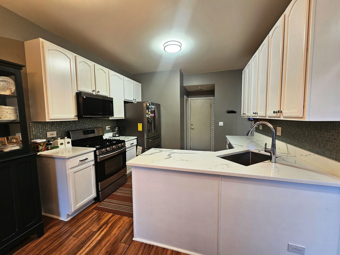 4055 Blackstone Drive, Aurora, IL 60504