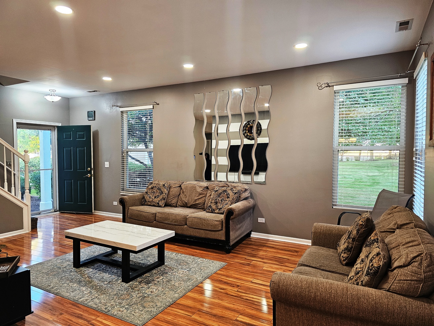 4055 Blackstone Drive, Aurora, IL 60504