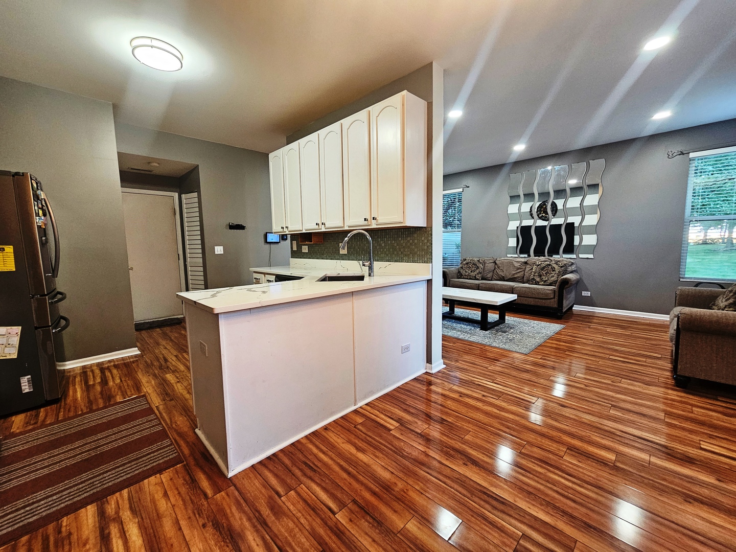 4055 Blackstone Drive, Aurora, IL 60504