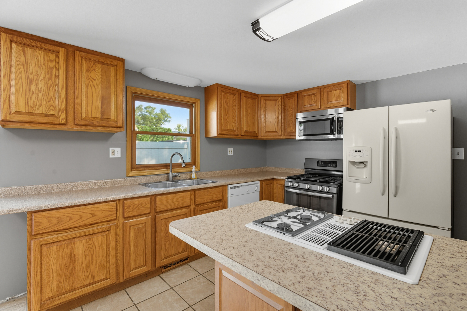 504 Greenwood Drive, Round Lake Park, IL 60073