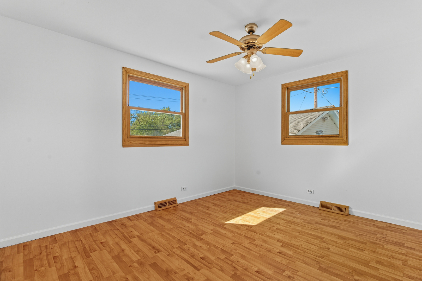 504 Greenwood Drive, Round Lake Park, IL 60073