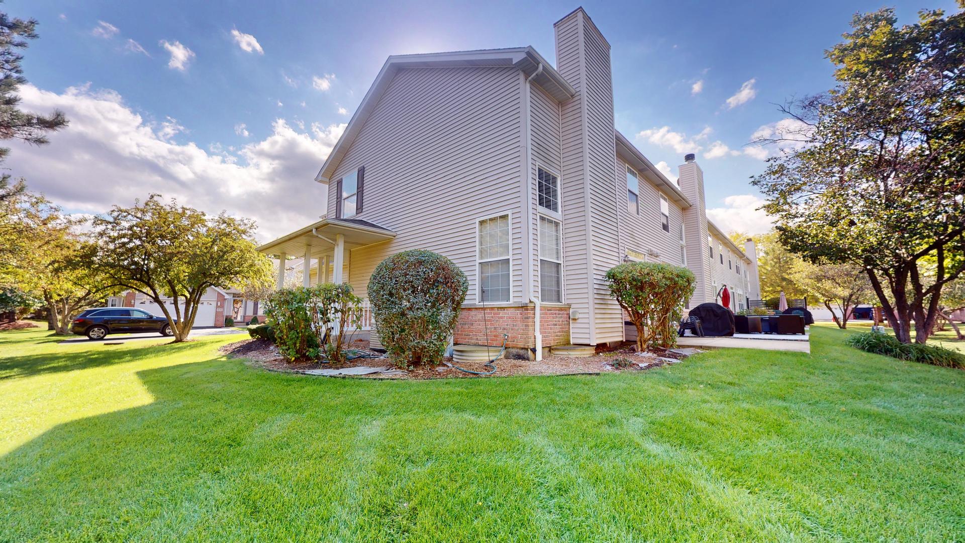 16761 S Sunset Ridge Court, Lockport, IL 60441