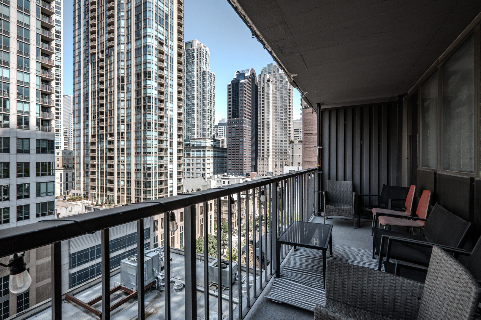 10 E ONTARIO Street #1208, Chicago, IL 60611