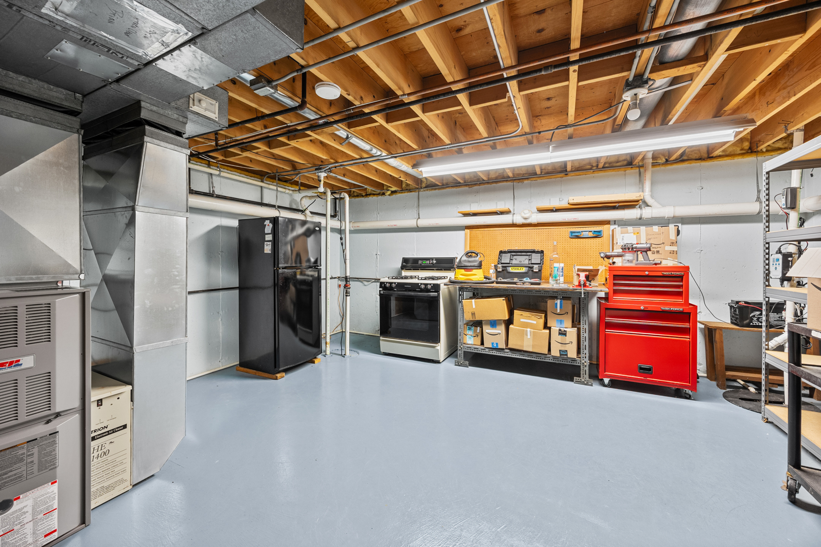 955 N Dexter Lane, Hoffman Estates, IL 60169