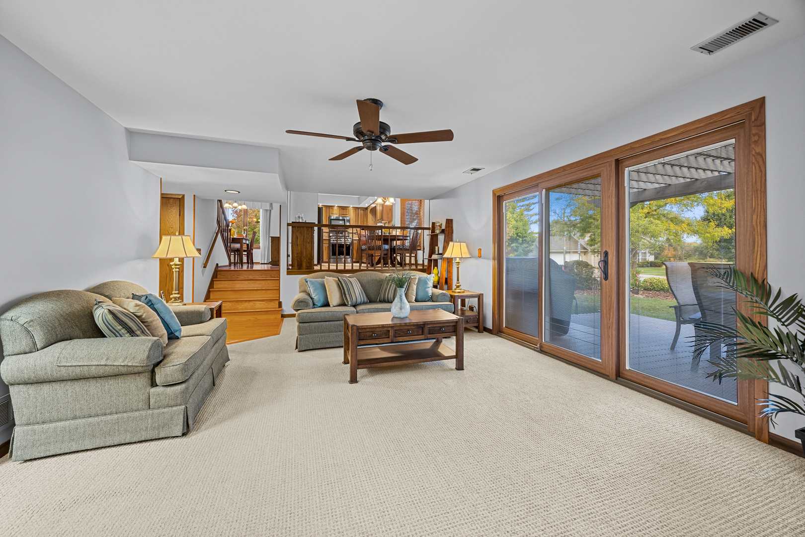 955 N Dexter Lane, Hoffman Estates, IL 60169