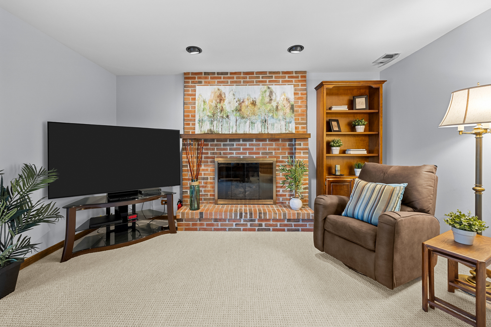 955 N Dexter Lane, Hoffman Estates, IL 60169