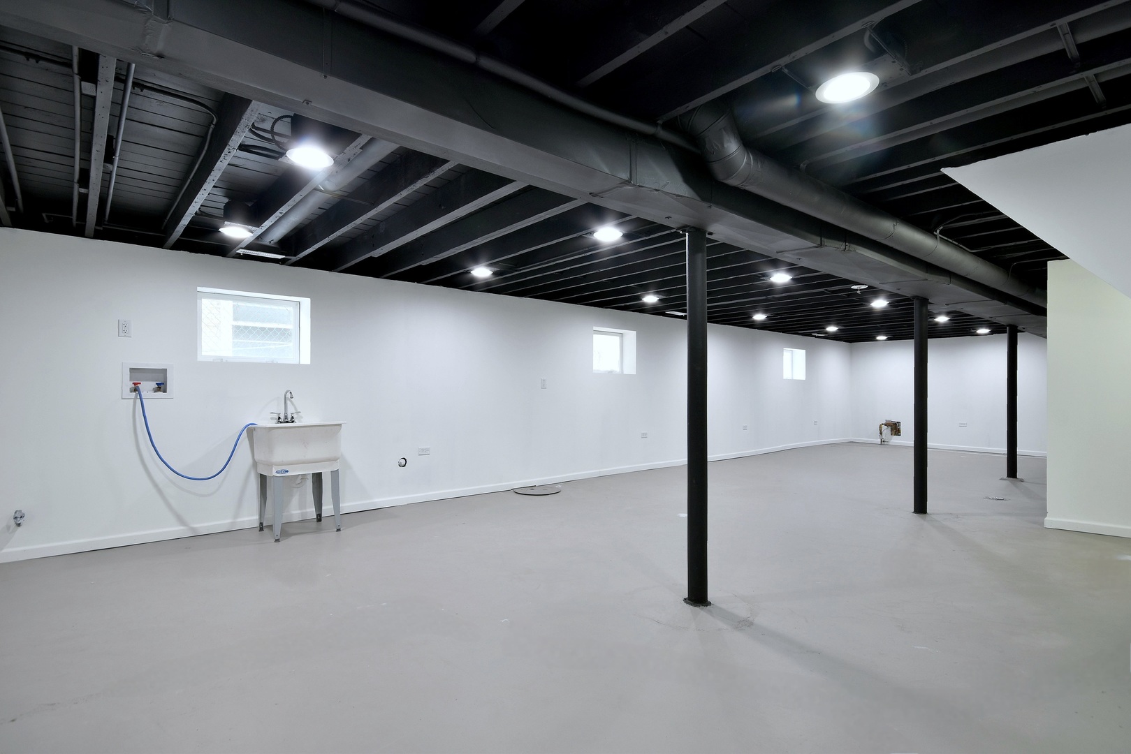 1405 S Central Avenue, Cicero, IL 60804