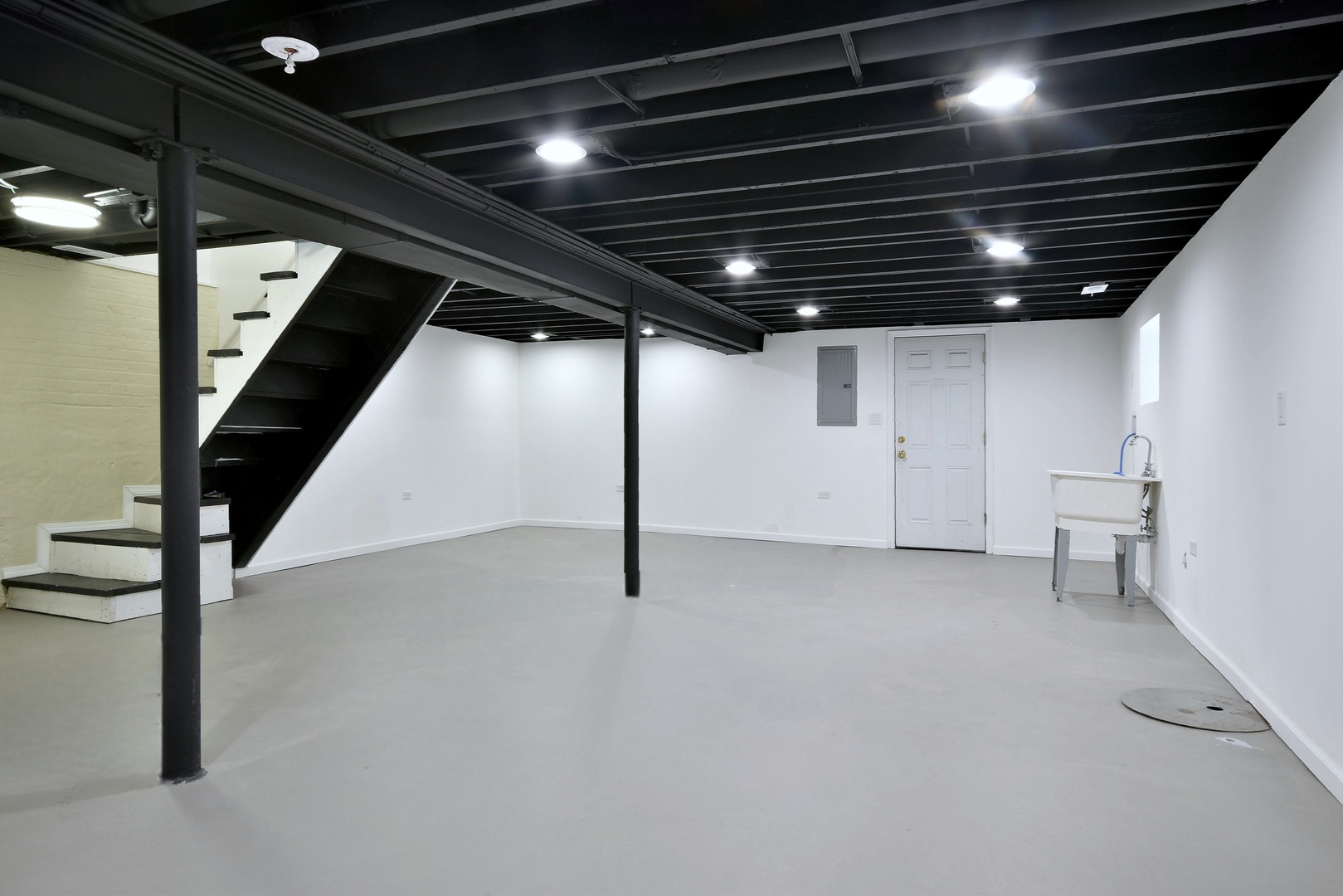 1405 S Central Avenue, Cicero, IL 60804