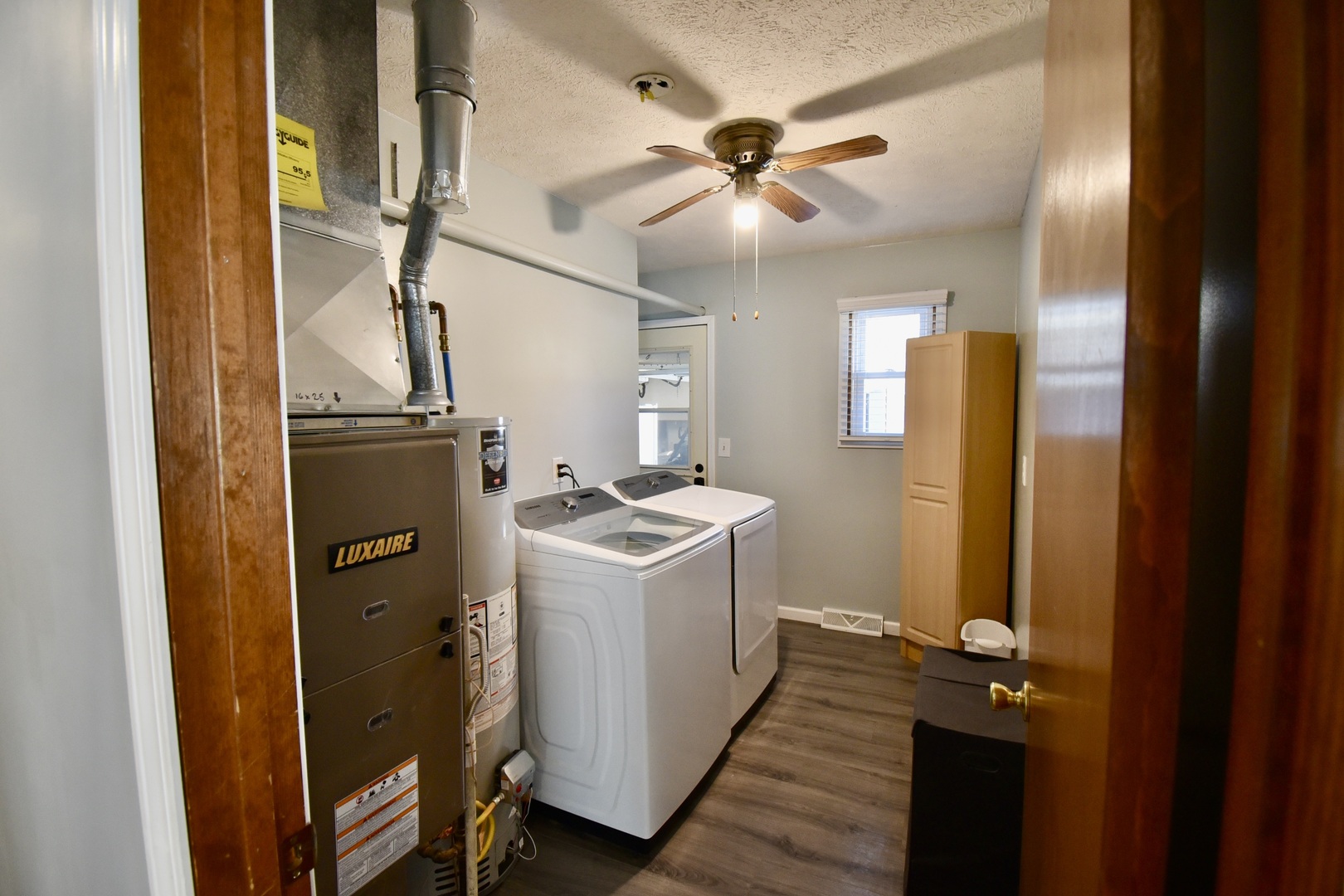 810 Tomahawk Court, Heyworth, IL 61745