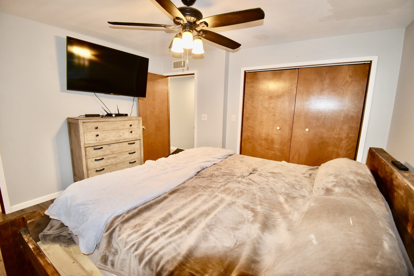 810 Tomahawk Court, Heyworth, IL 61745