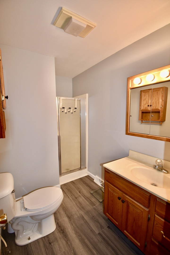 810 Tomahawk Court, Heyworth, IL 61745