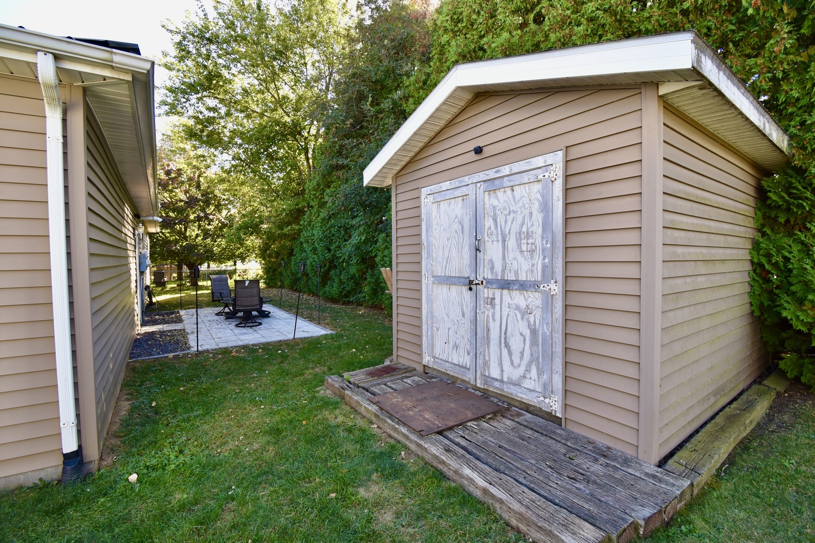 810 Tomahawk Court, Heyworth, IL 61745