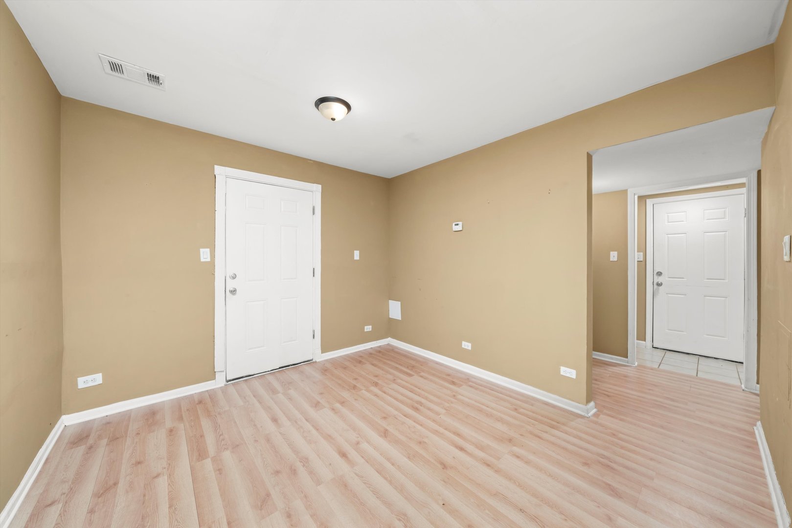 413 W 16th Place, Chicago Heights, IL 60411