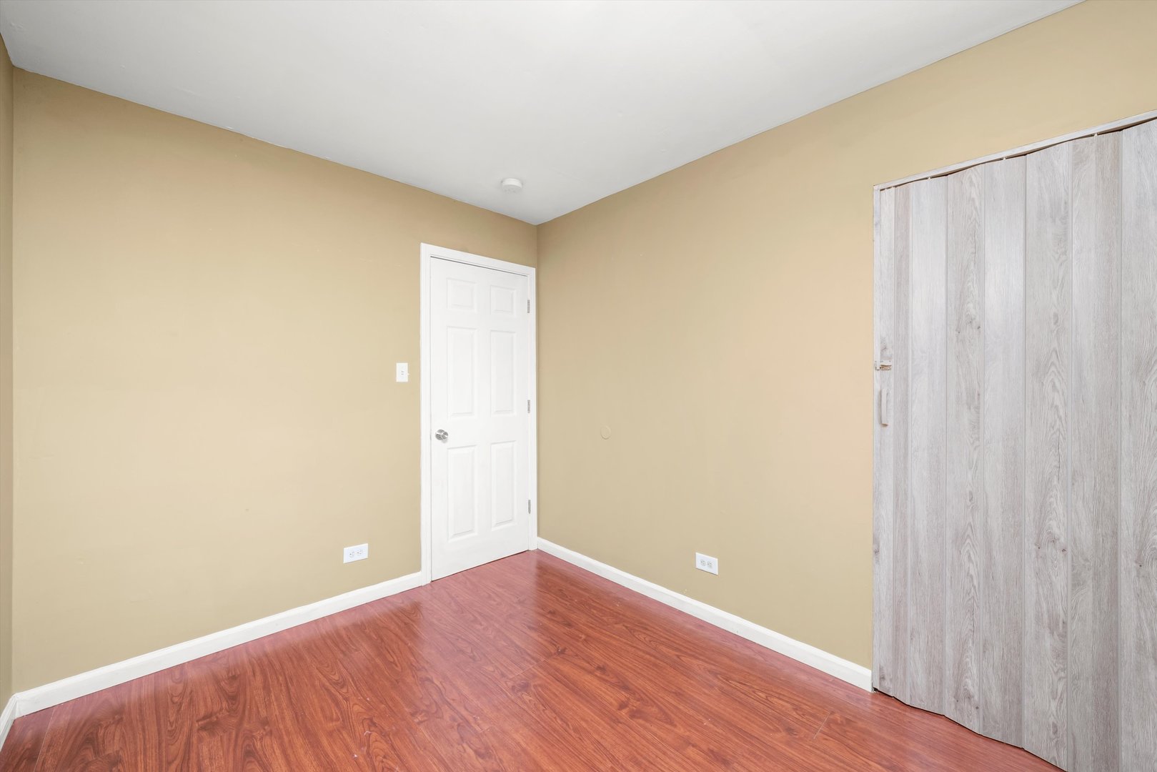 413 W 16th Place, Chicago Heights, IL 60411