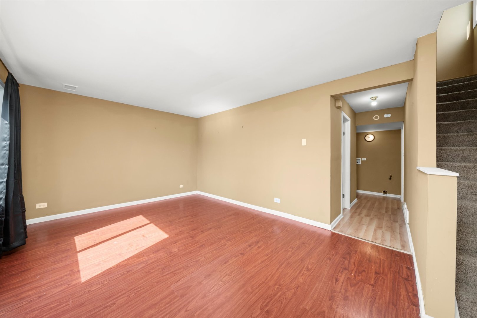 413 W 16th Place, Chicago Heights, IL 60411