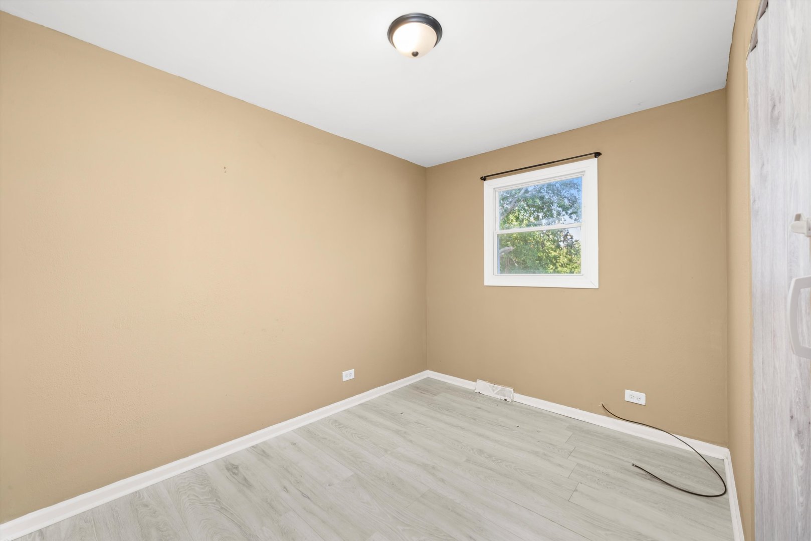 413 W 16th Place, Chicago Heights, IL 60411