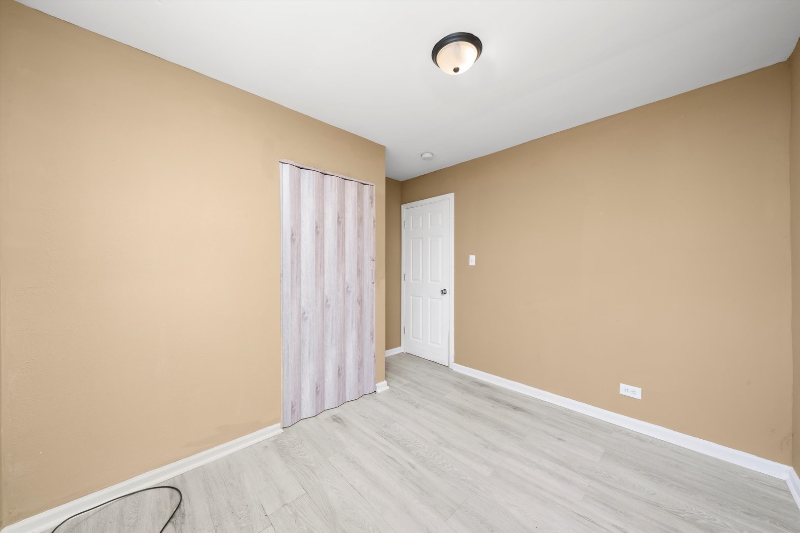 413 W 16th Place, Chicago Heights, IL 60411