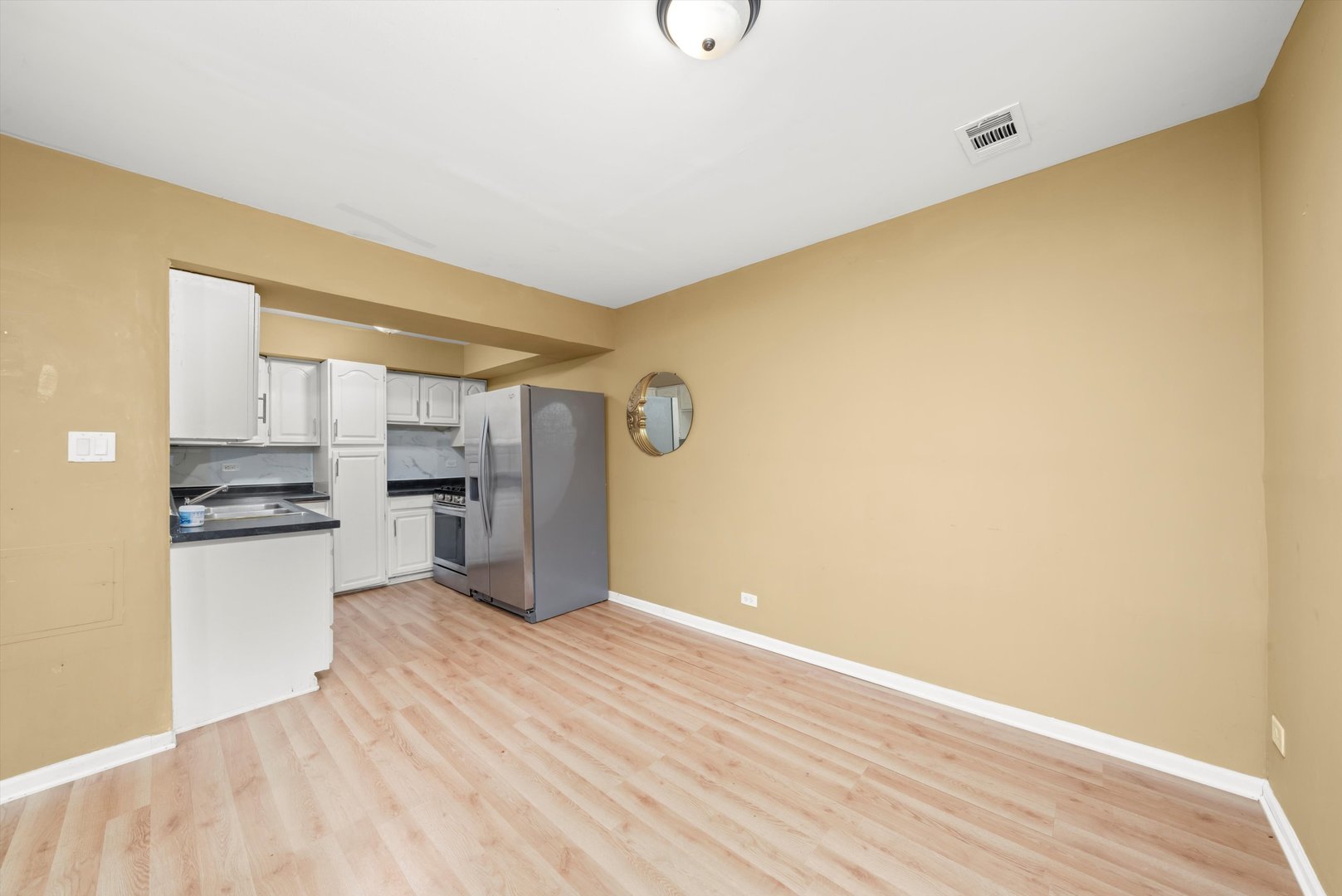 413 W 16th Place, Chicago Heights, IL 60411