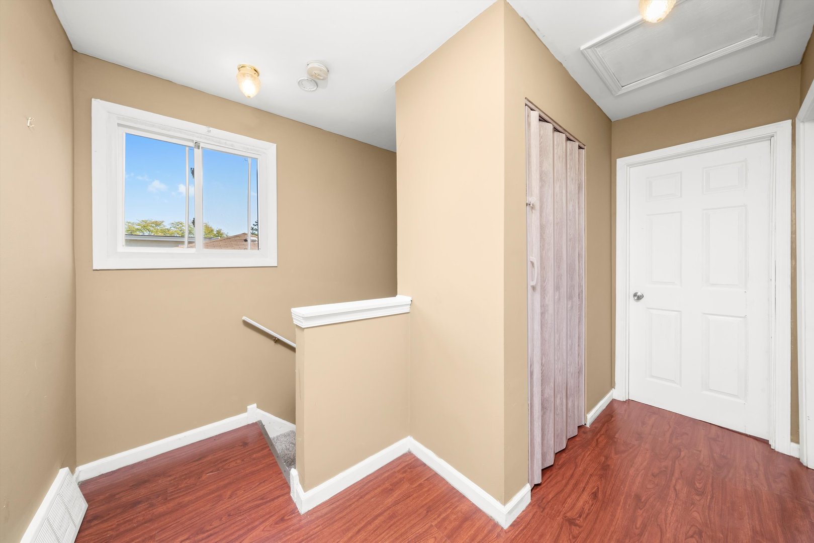 413 W 16th Place, Chicago Heights, IL 60411