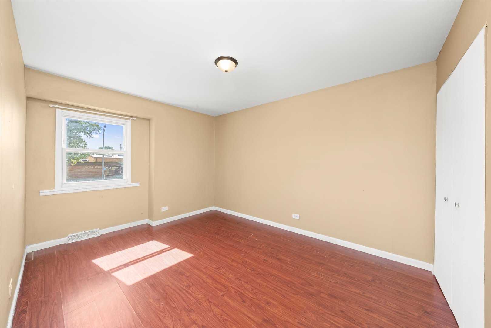 413 W 16th Place, Chicago Heights, IL 60411