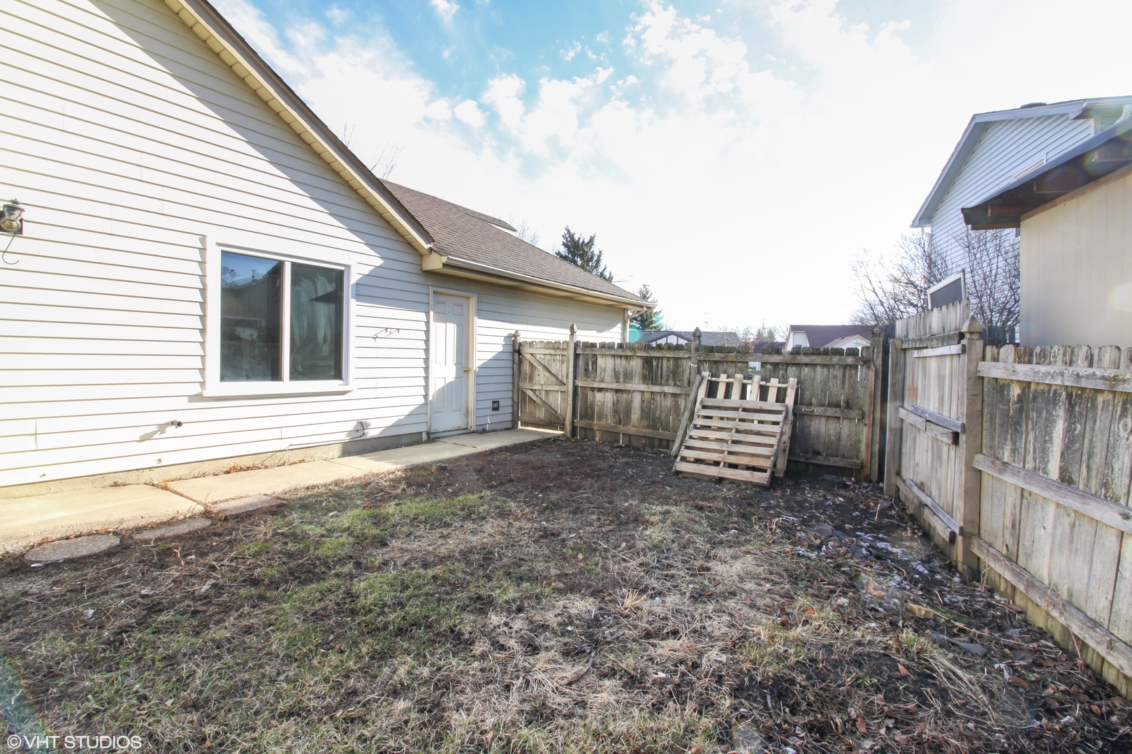 707 CLEARWOOD Court #707, Aurora, IL 60504