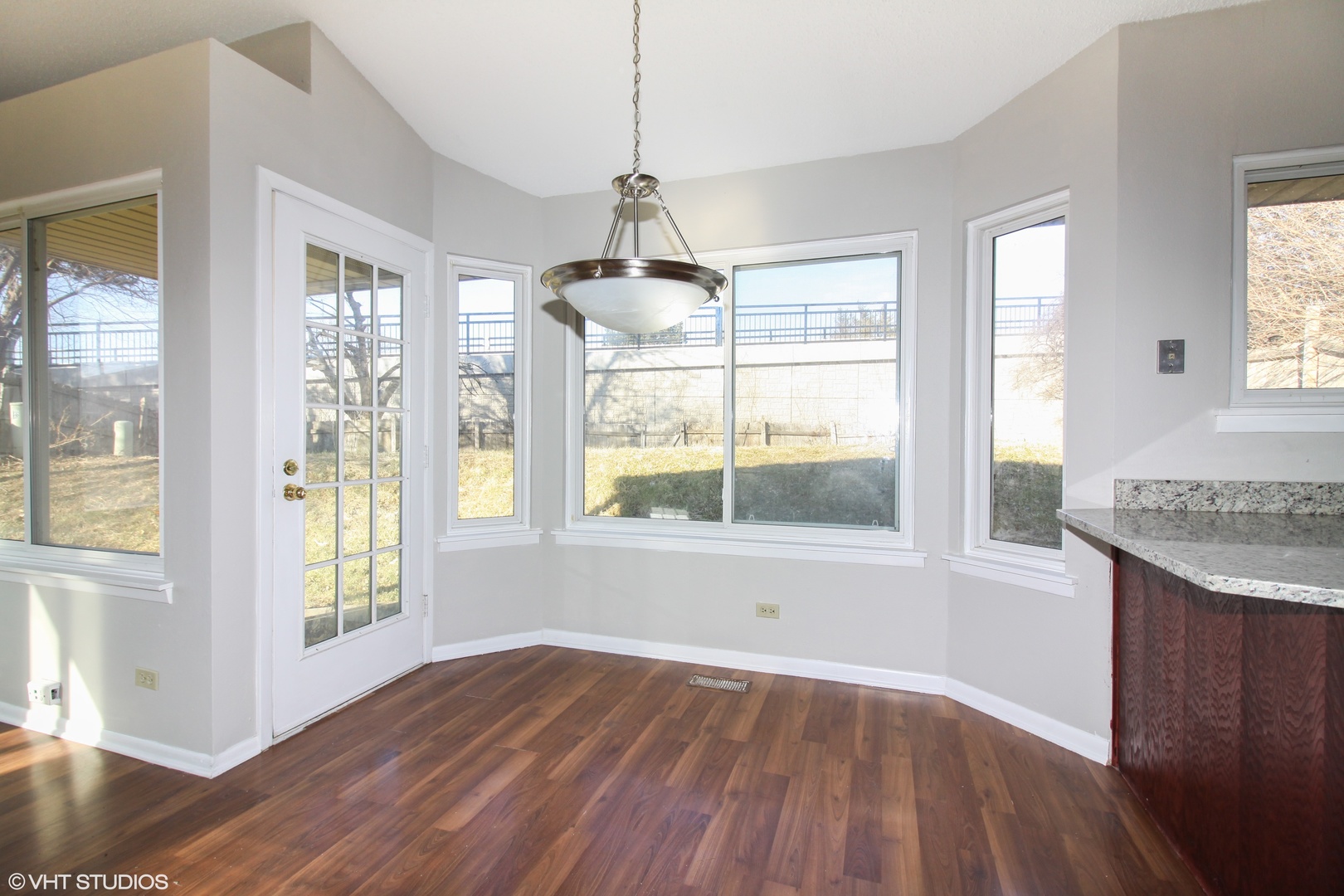 707 CLEARWOOD Court #707, Aurora, IL 60504