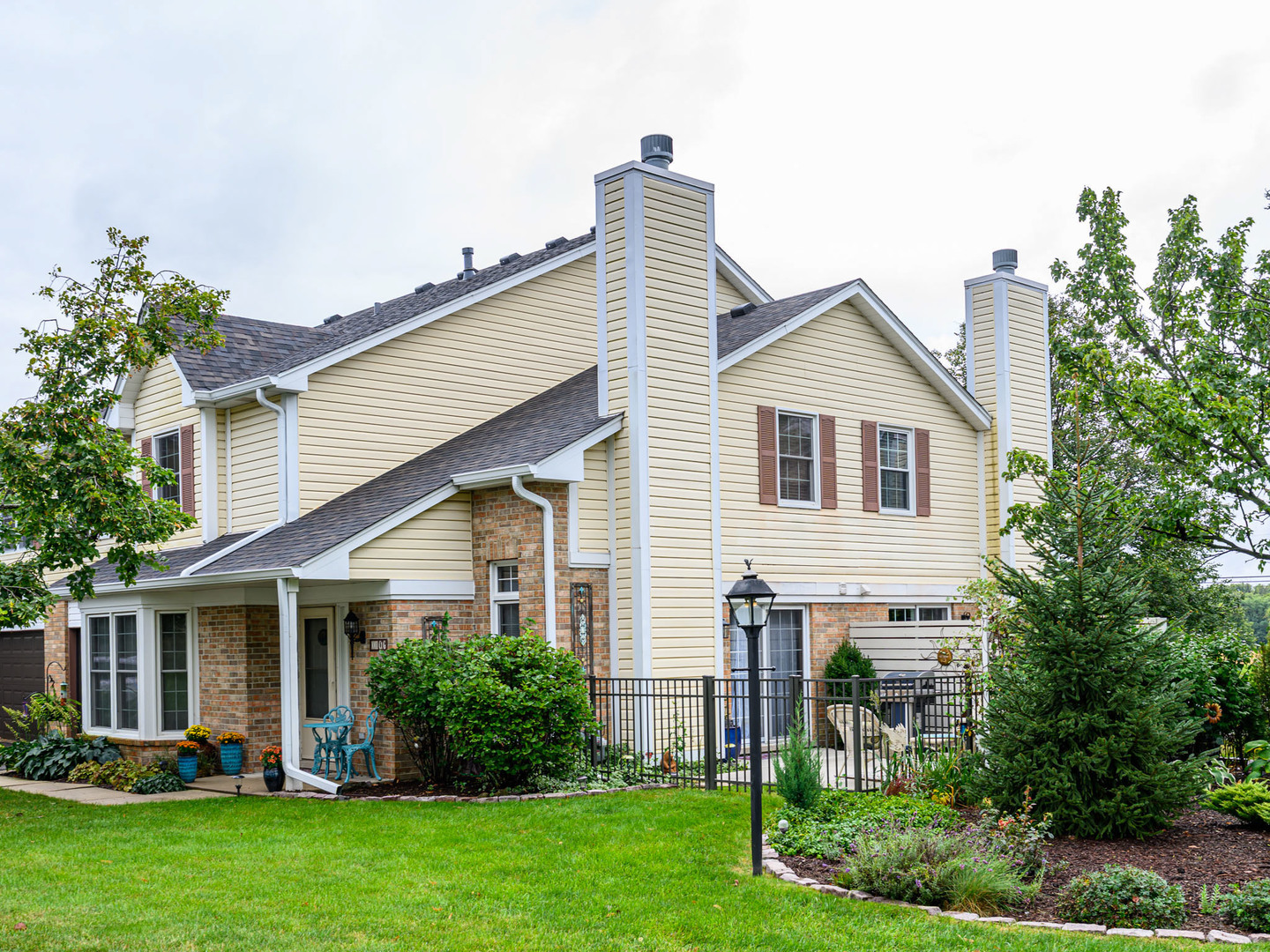 10111 Cambridge Drive #Court-G, Mokena, IL 60448
