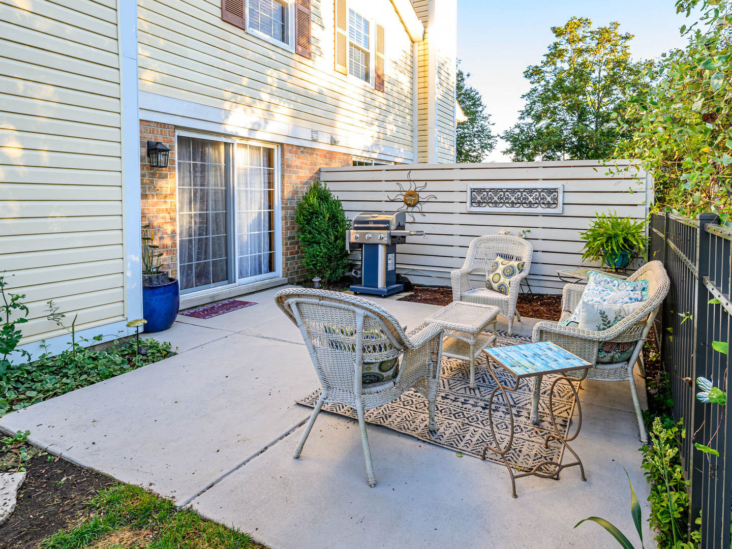 10111 Cambridge Drive #Court-G, Mokena, IL 60448