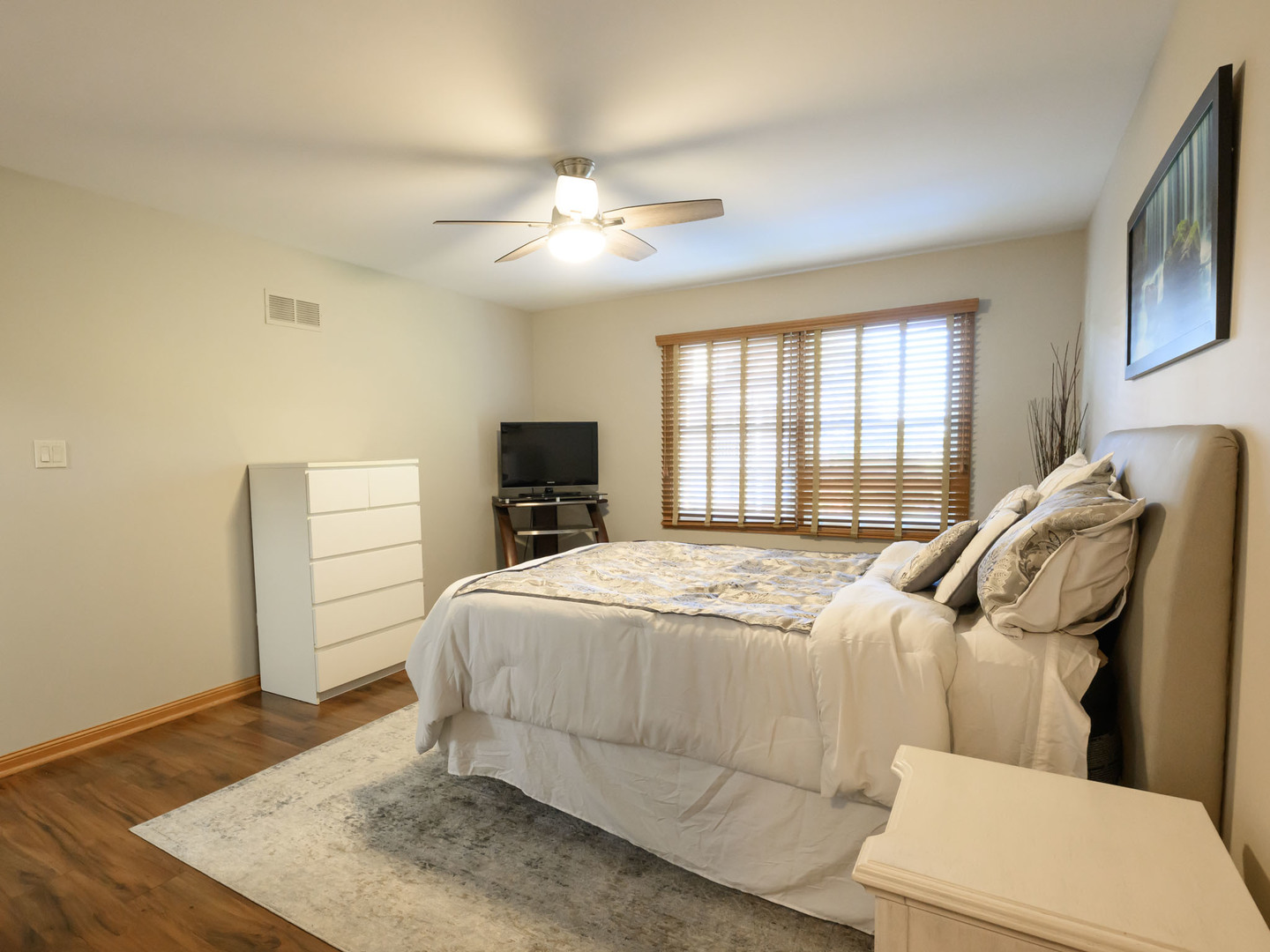 10111 Cambridge Drive #Court-G, Mokena, IL 60448