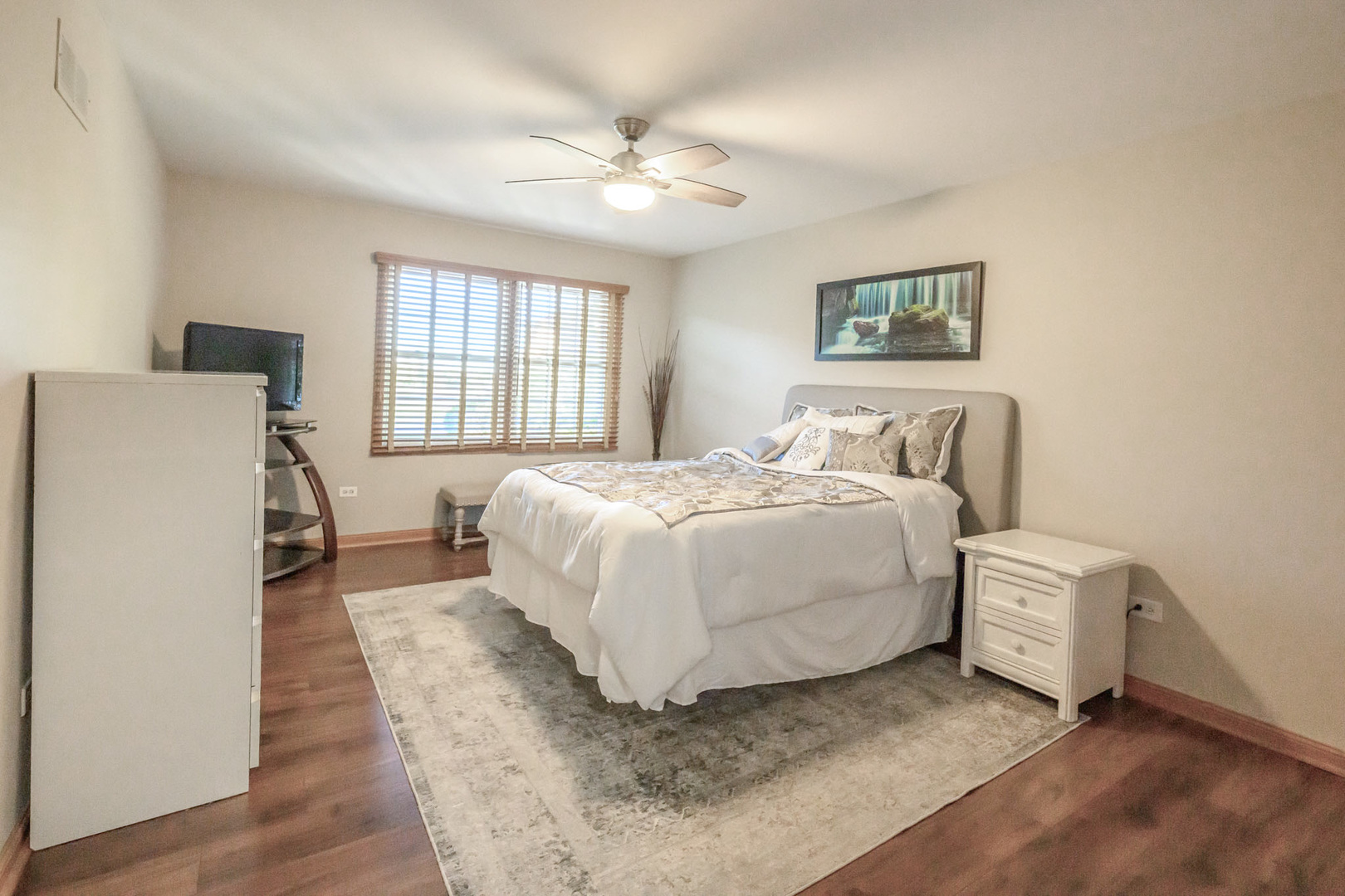 10111 Cambridge Drive #Court-G, Mokena, IL 60448