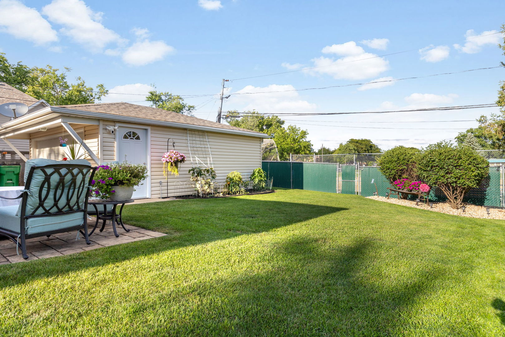 2401 Mayfair Avenue, Westchester, IL 60154